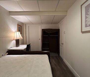 For Lease - 3 Butterfield Dr Drive Unit# Master Bedroom B, Toronto,... - Photo 6