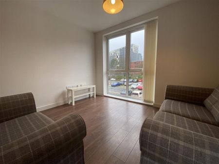 2 bedroom apartment to rent - Photo 3