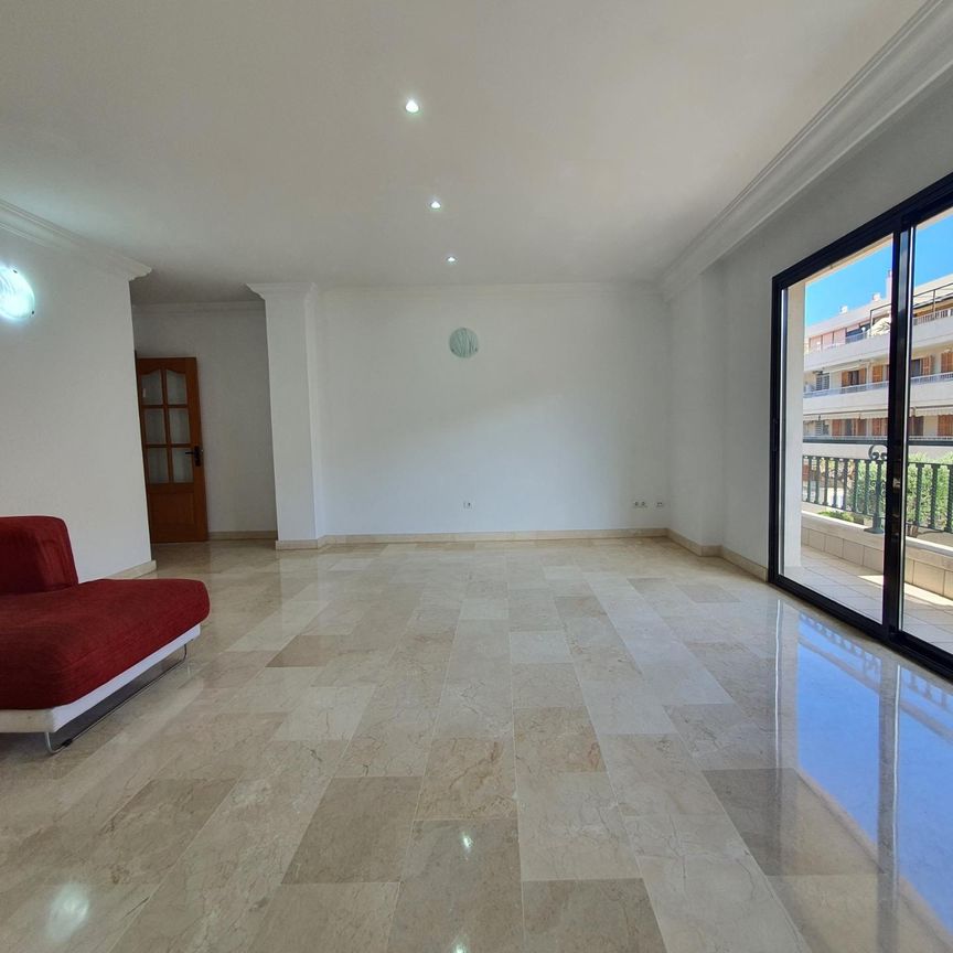 Elegante piso en alquiler a un paso del Paseo Marítimo del Molinar - Photo 1
