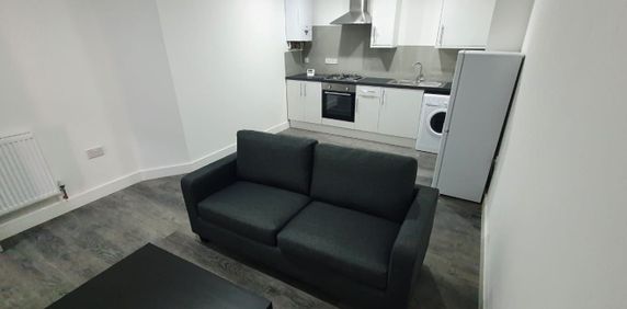 3, Richards Street, Cathays, Cardiff, CF24 4DA - Photo 2