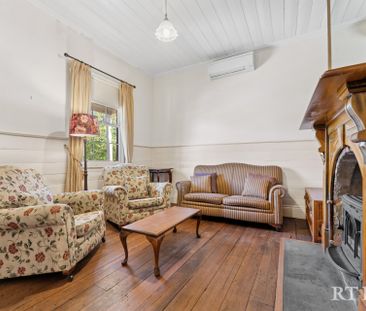 Thinking of selling? Contact our agent - Photo 1