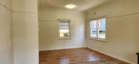 North Tamworth Close to Hospital - Photo 4