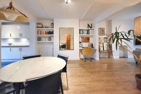 Park Drive, Acton, Acton, W3 - Photo 4