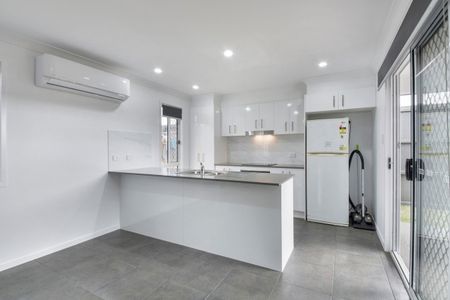 FAMILY HOME IN BARINGA - Photo 3