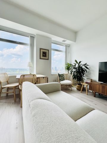 For Lease - 111 St Clair Avenue Unit# 1627, Toronto, Ontario - Photo 4