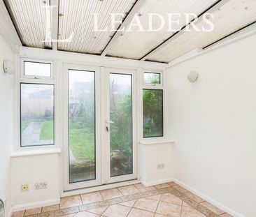 3 bedroom mid-terrace to rent Upper Fant Road - Photo 3