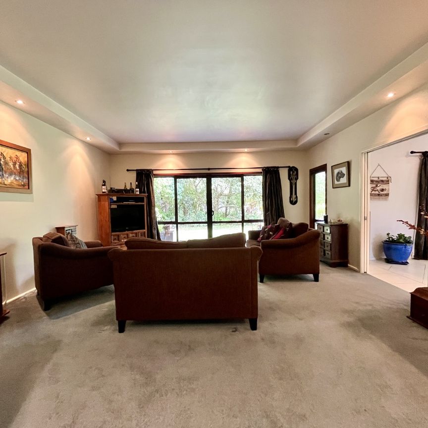 Raureka, 4 bedrooms - Photo 1