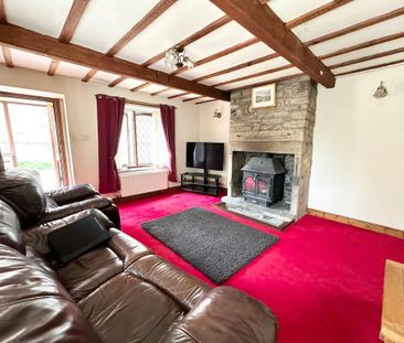 2 bedroom semi-detached house to rent - Photo 6