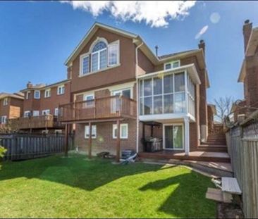 For Lease - 5291 Thornwood Drive, Mississauga, Ontario - Photo 6