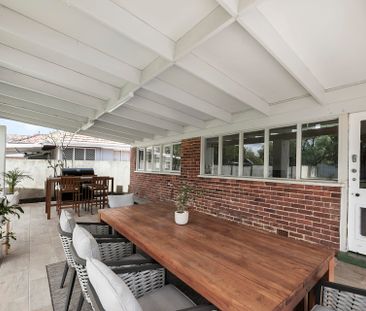 Charming Family Home with a Touch of History and Modern Conveniences - Photo 3