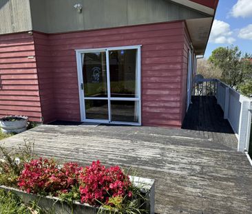 Family Home + Large Yard - Great Opportunity - Photo 2