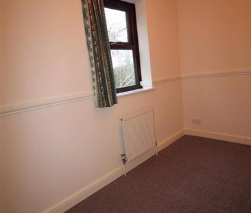 BPC00970 Top Floor Flat, Eastfield Road, Cotham, Bristol - Photo 6