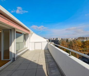 Charmant appartement traversant en attique, avec 2 terrasses - Photo 4