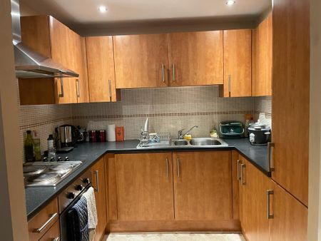 Kings Road, SWANSEA - Photo 4