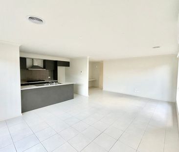 Village-Like Neighbourhood - Photo 1