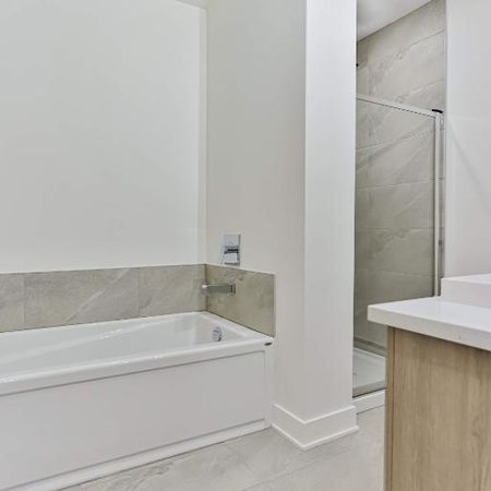 PROMO - SAINT-CHARLES - APPARTEMENT 4½ À LOUER POUR JUILLET - Photo 4
