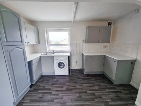 Elm Drive, Cumbernauld - Photo 4