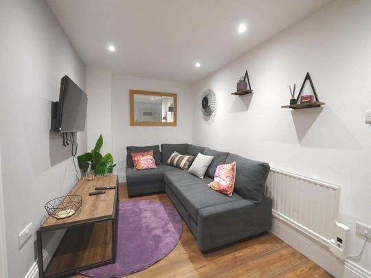 2 bedroom flat to rent - Photo 1