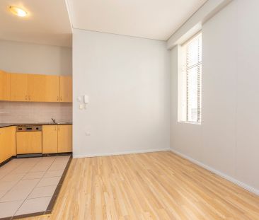 Perfectly positioned STUDIO in the heart of Surry Hills - Photo 3