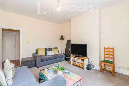 2 bedroom apartment to rent Surbiton Road, Kingston upon Thames, KT1 - Photo 3
