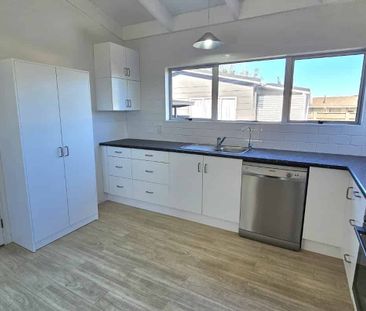 Bell Block - 2 Bedroom - Photo 2