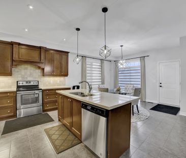 For Lease - 288 Raymond Road, Hamilton, Ontario - Photo 3