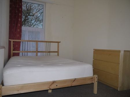 6 Bed house - Photo 3