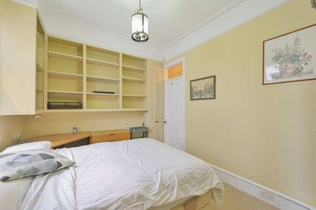 3 bedroom flat to rent - Photo 5