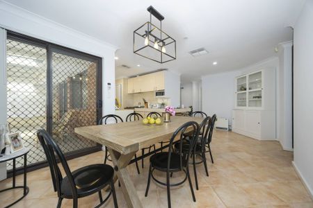 Quiet CuldeSac Retreat - Photo 4