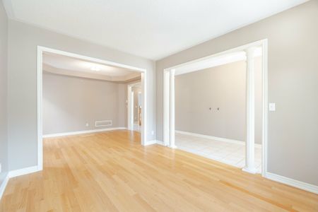 For Lease - 422 Hidden Trail, Oakville, Ontario - Photo 4