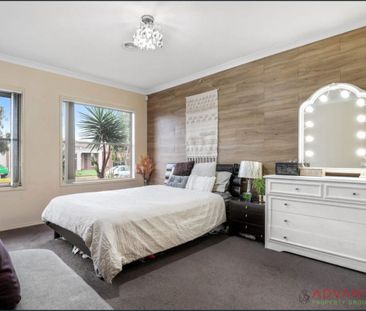 Wyndham Vale's Best Kept "Secret" - Rare Opportunity - Doesn't Get ... - Photo 4