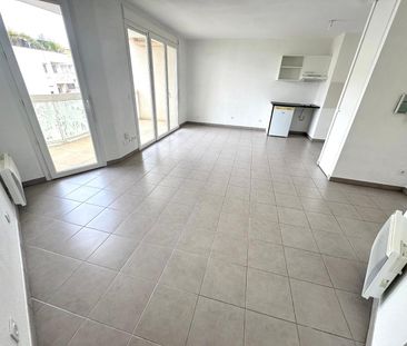 Location Appartement 1 pièce 34m² CASTELNAU LE LEZ 34170 - Photo 2