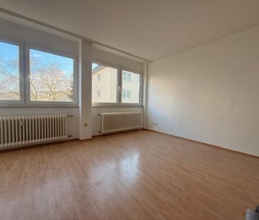 Helle, renovierte 2-Zi.-Wohnung mit Balkon - Foto 1