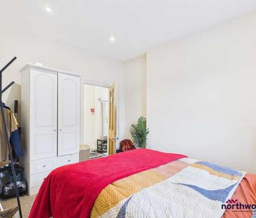 Hurst Road, Upperton, Eastbourne, BN21 - Photo 3