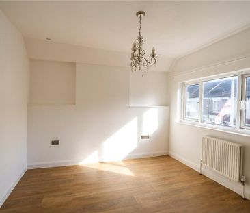 3 bedroom terraced house to rent - Photo 4