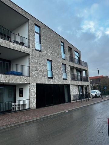 Recent appartement met twee slaapkamers - Photo 2