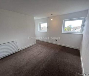 3 bedroom property to rent in Johnstone - Photo 2