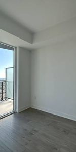 ETOBICOKE CONDO - Toronto Skyline View! - Photo 4