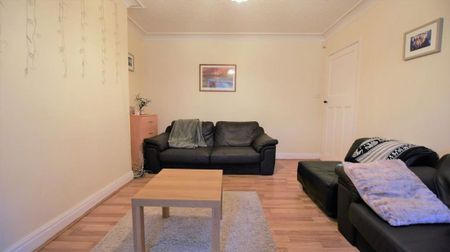 3 bedroom house to rent - Photo 2