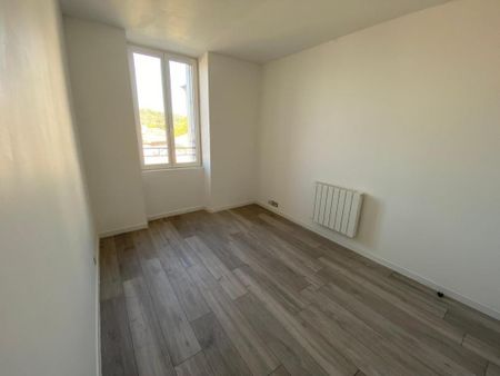 Location Appartement 4 pièces 71m² ST AMBROIX 30500 - Photo 2