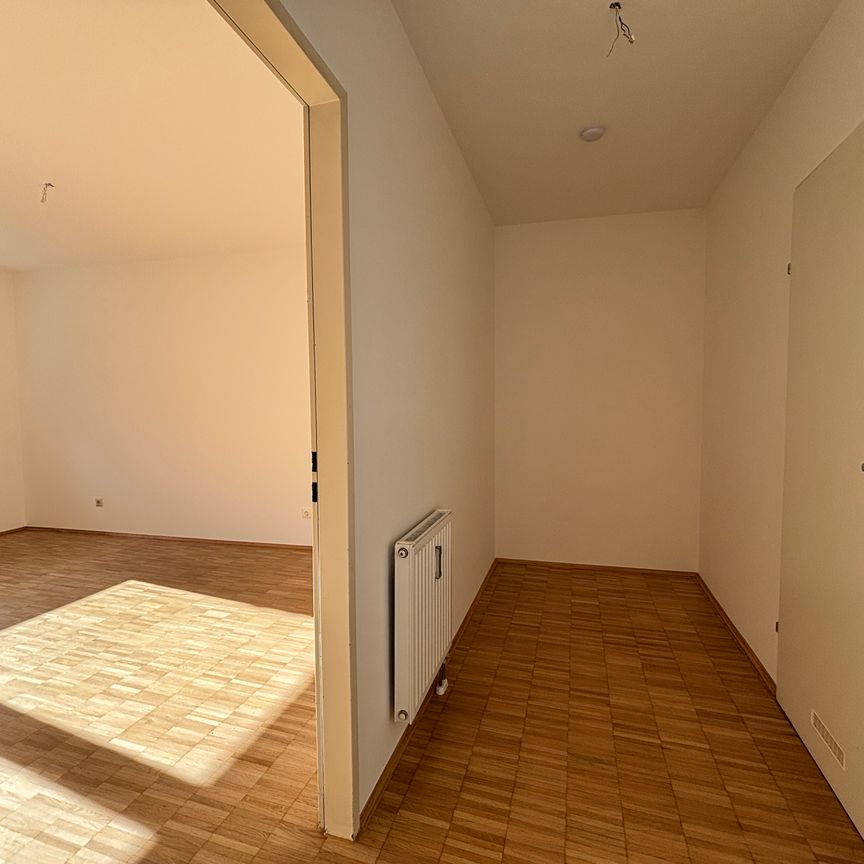 Schöne 2-Zimmer-Wohnung im Erdgeschoss mit Terrasse - Foto 1