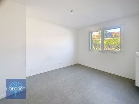 Appartement T2 PLAISIR à louer - Photo 4