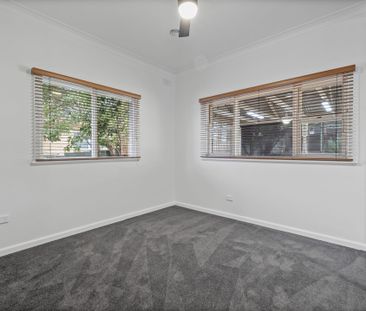Newly Renovated Home In Sought After East Albury - Photo 4