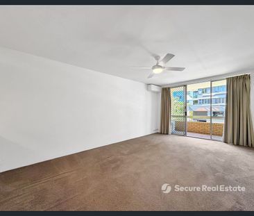 Unbeatable Toowong Location! - Photo 3