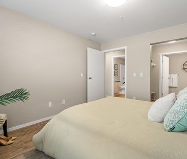 Three Bedroom Two Bath - Photo 6