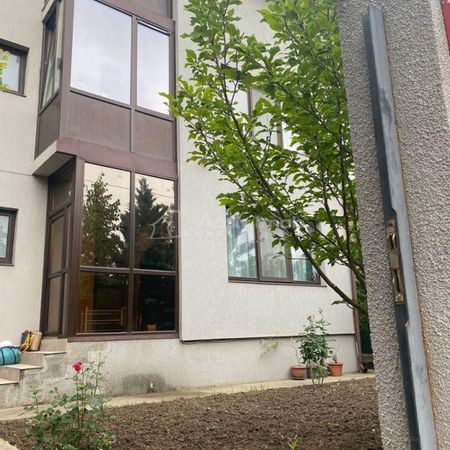 Casa duplex - Tunari - 4 camere - 3 bai - 180mp - 325mp tere - Fotografie 4