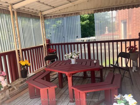 For Lease - 2 Glenheather Terrace Unit# Upper, Toronto, Ontario - Photo 5