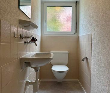 5.5-Zimmer-Parterrewohnung mit Wintergarten und Landanteil - Photo 3