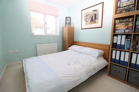 3 bedroom semi-detached house to rent - Photo 3