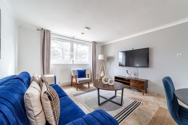 1 bedroom ground floor flat to rent - Photo 1